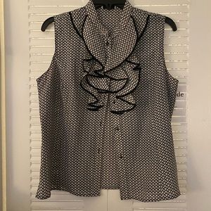 Tahari dress shirt ruffle in front